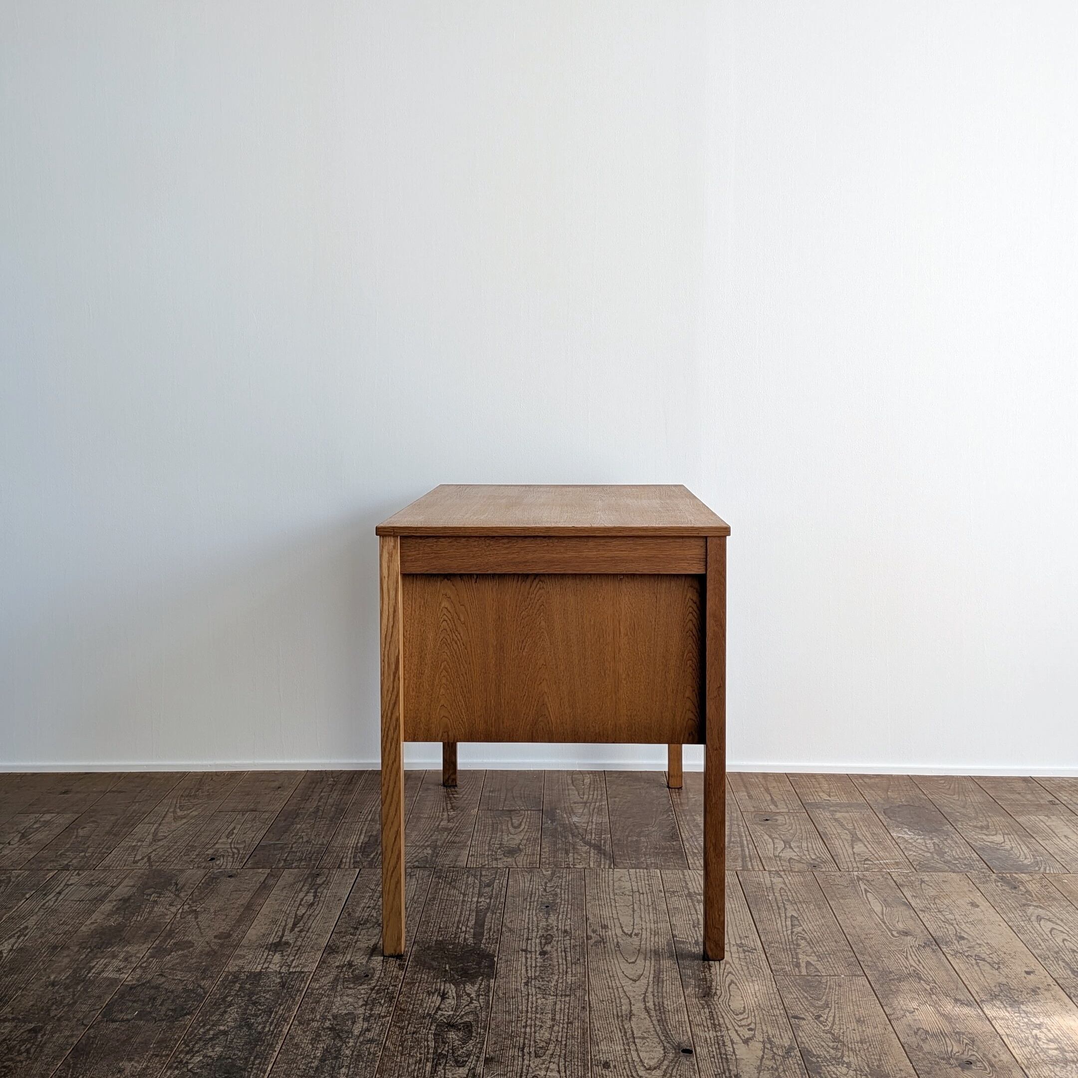 Danish Modern Oak Desk from Domino Mobler Denmark デンマーク