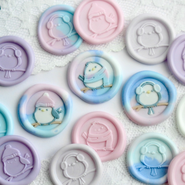 Wax seal stamp│シマエナガ_冬支度(ニット帽)【15mm】 Wax seal stamp│シマエナガ_冬支度(ニット帽)【15mm】