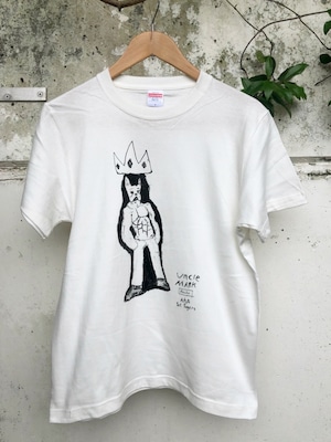 このデザインが元祖！Valerie White Tシャツ (Black Ink)