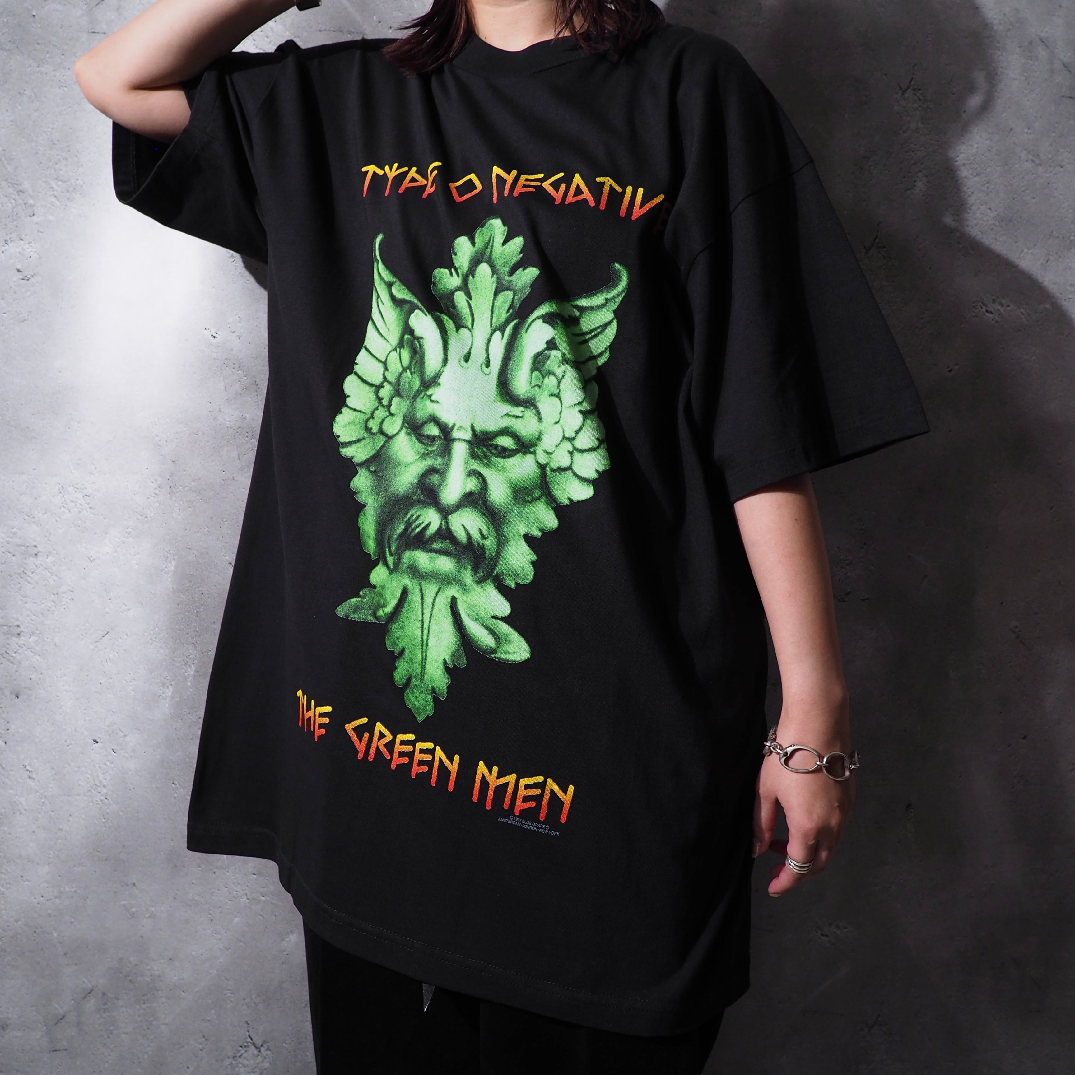 1997s ” Type O Negative - the green men ” vintage Tee (made in Usa)