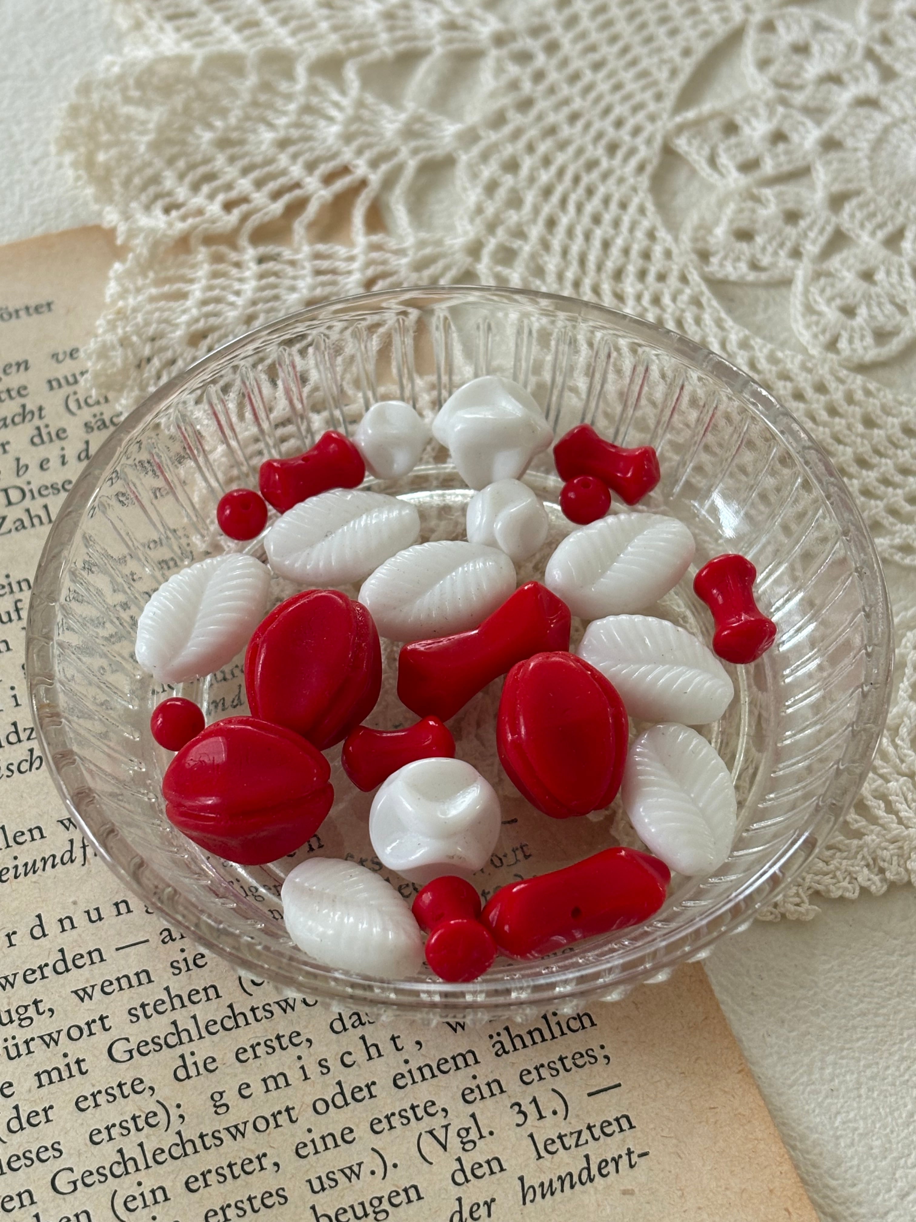 チェコVintage ガラスビーズ MIX 26g レッド/ホワイト チェコスロバキア アクセサリーパーツ