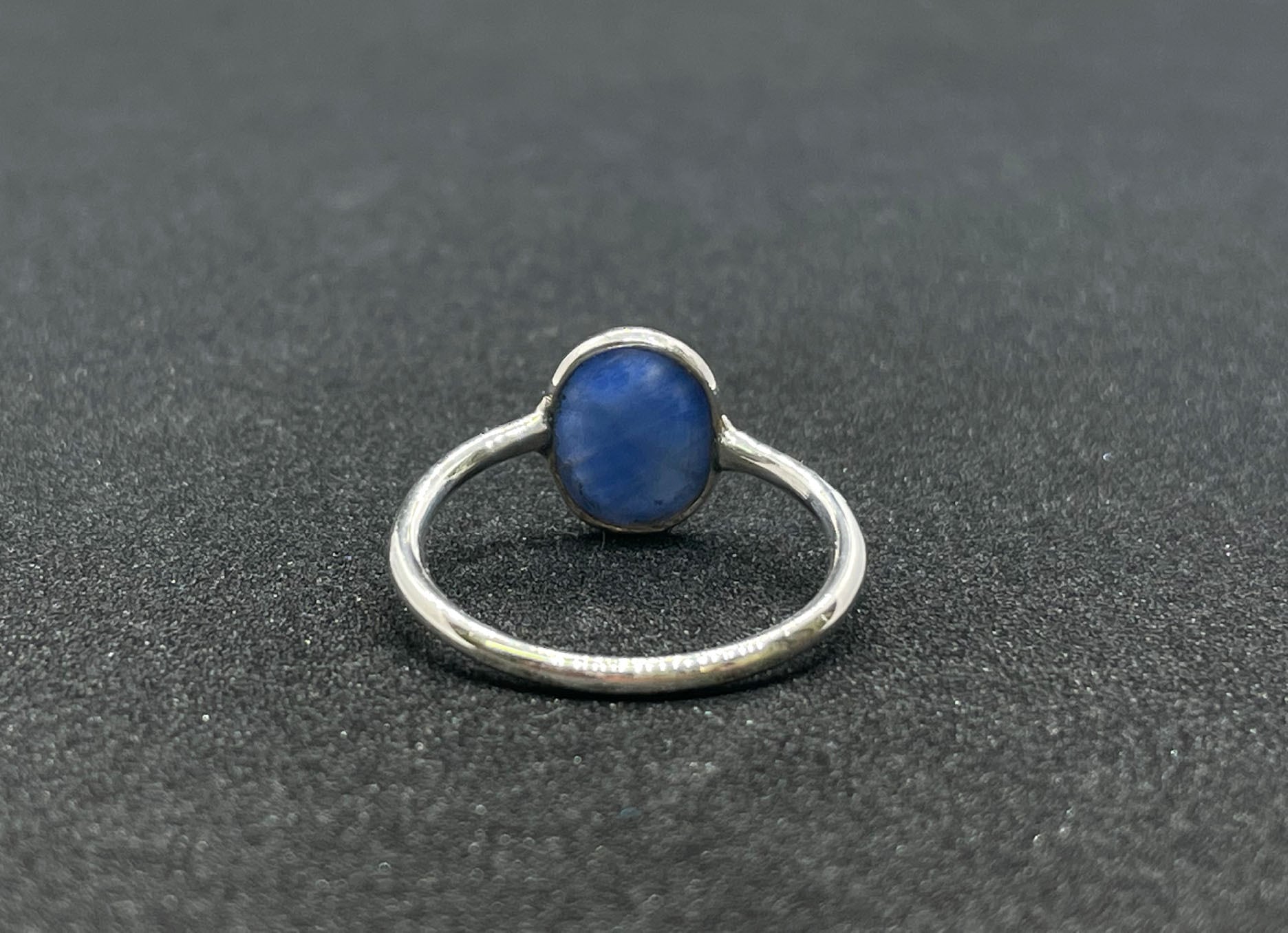 ブルーサファイア(大きめ)天然石 インド製シルバーリング | aitabaar