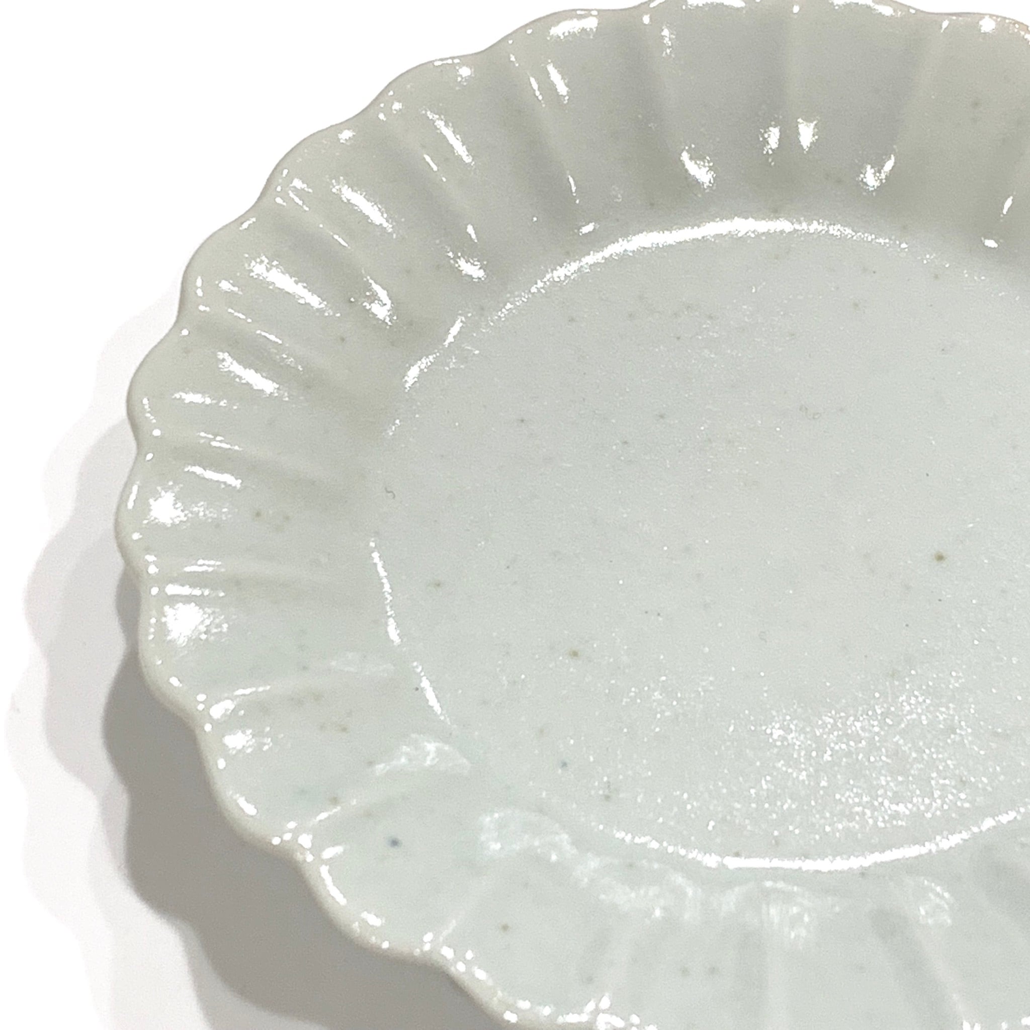 李朝白磁 菊型小皿 | 24to3［西富陶磁器オンラインストア 有田焼