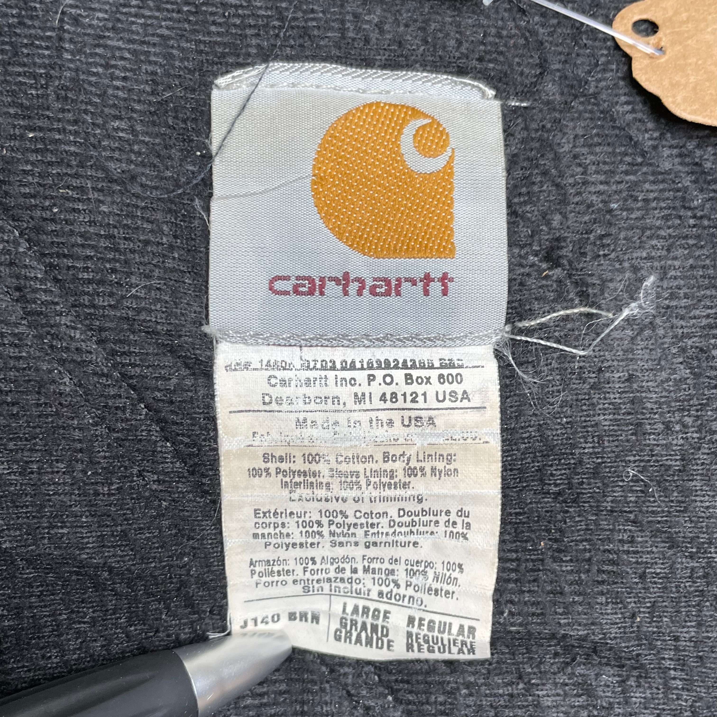 Carhartt アクティブジャケット L(XL相当）Made in USA 革パッチ 