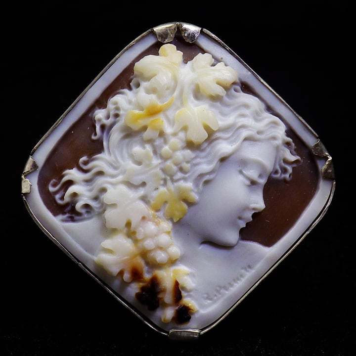 ラファエレ・ペルニーチェ作 希少作品 ”バッカンテ”