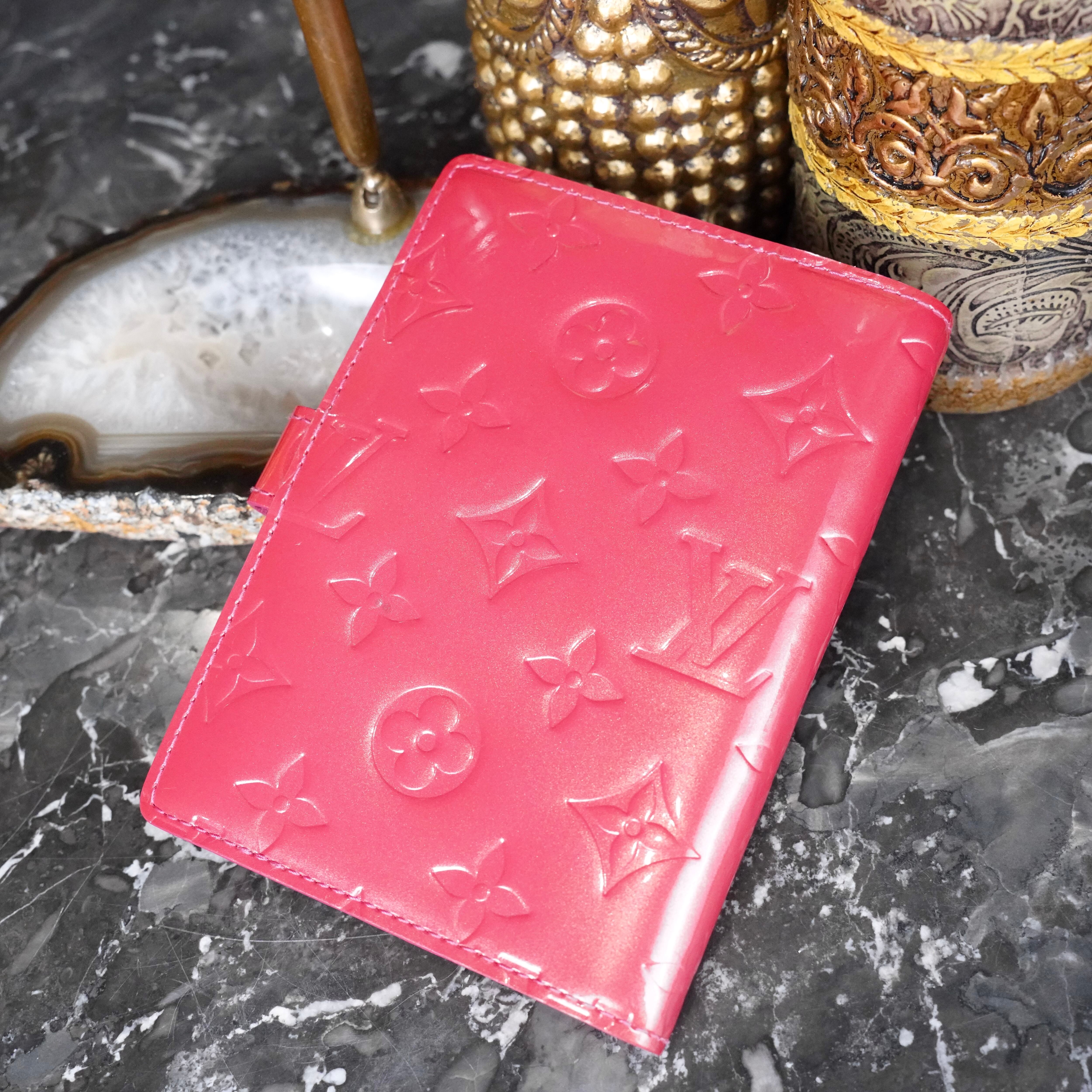 LOUIS VUITTON R2101F MONOGRAM PATTERNED LEATHER NOTEBOOK COVER