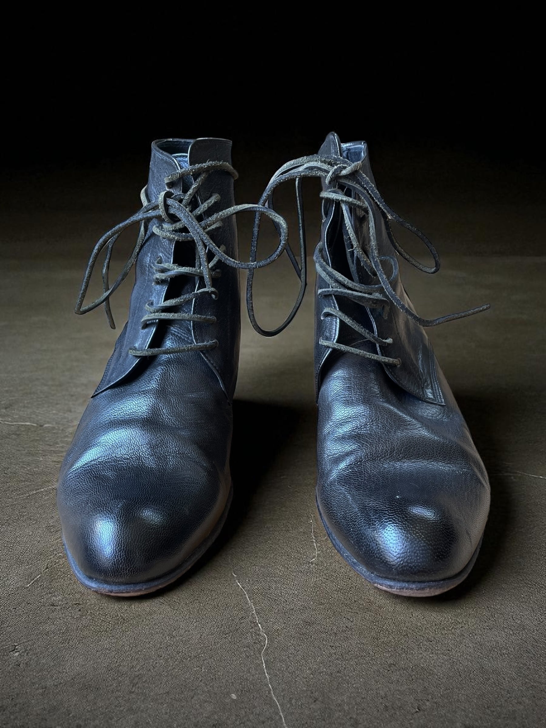 Mihara Yasuhiro - 00s Sculpted Leather Lace Boots | Atelier Accord