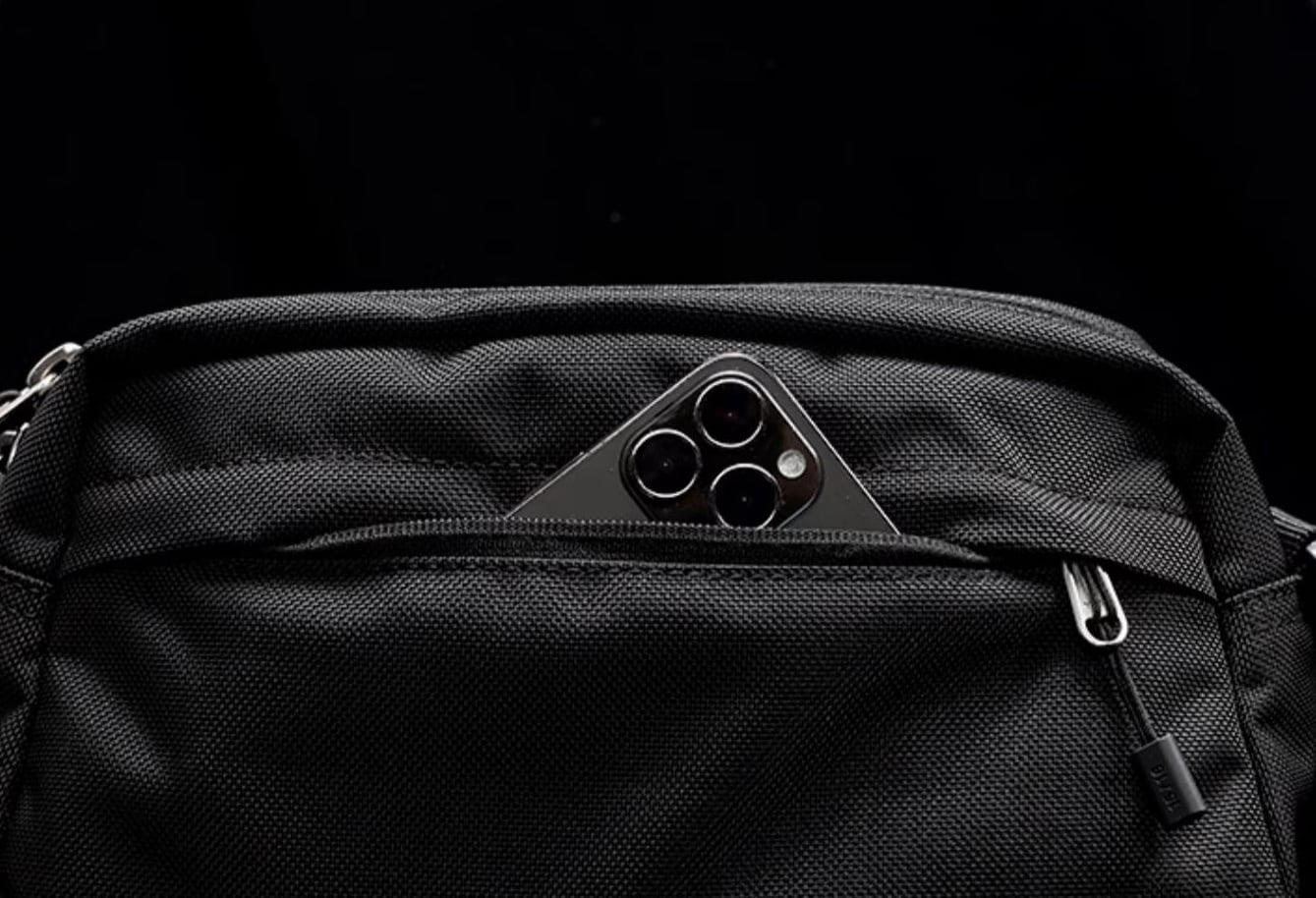 15/16 コーデュラナイロンFIDLOCK®クロスボディーバッグ