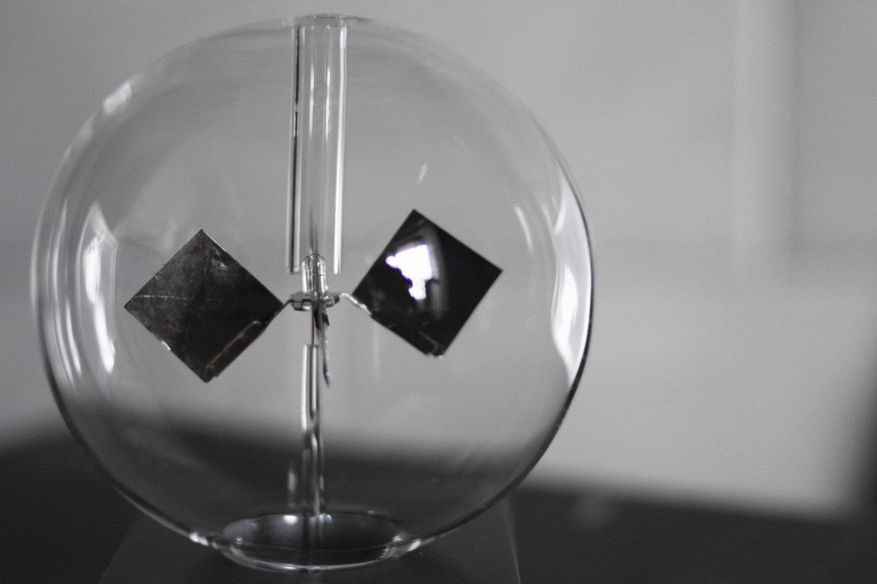 ラジオメーター　ドーム