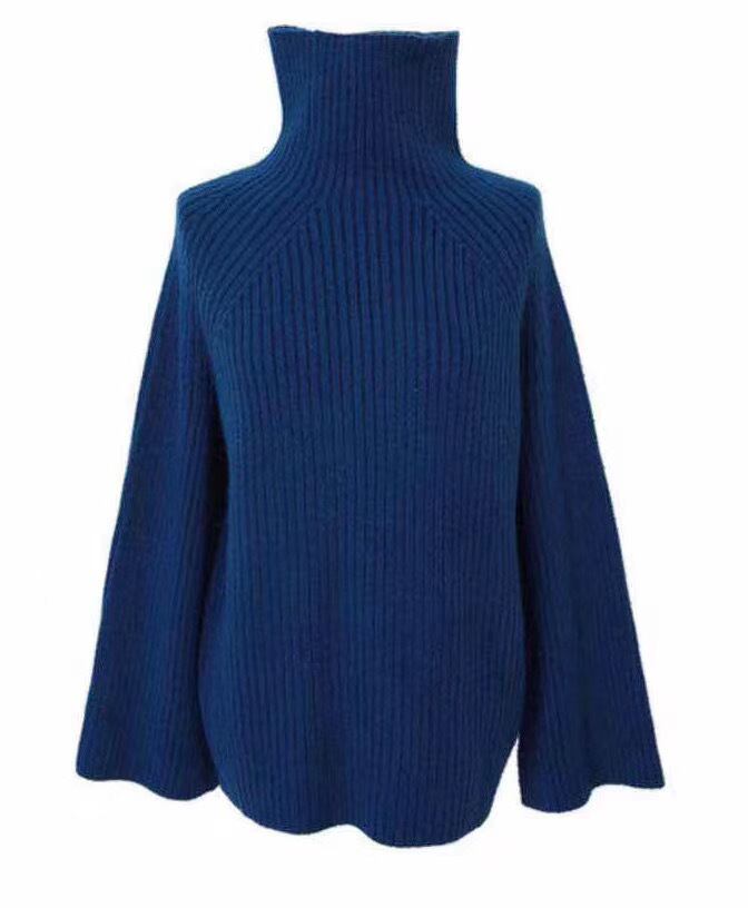 タートルネックリブニット