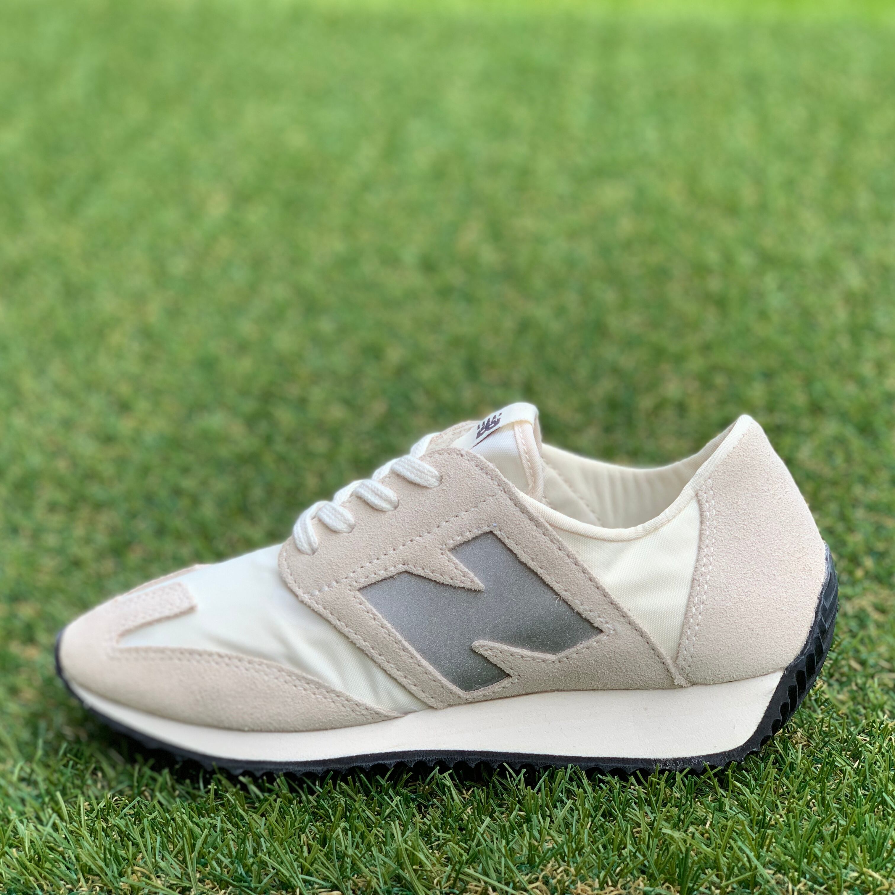 new balance U320BW ニューバランス C362