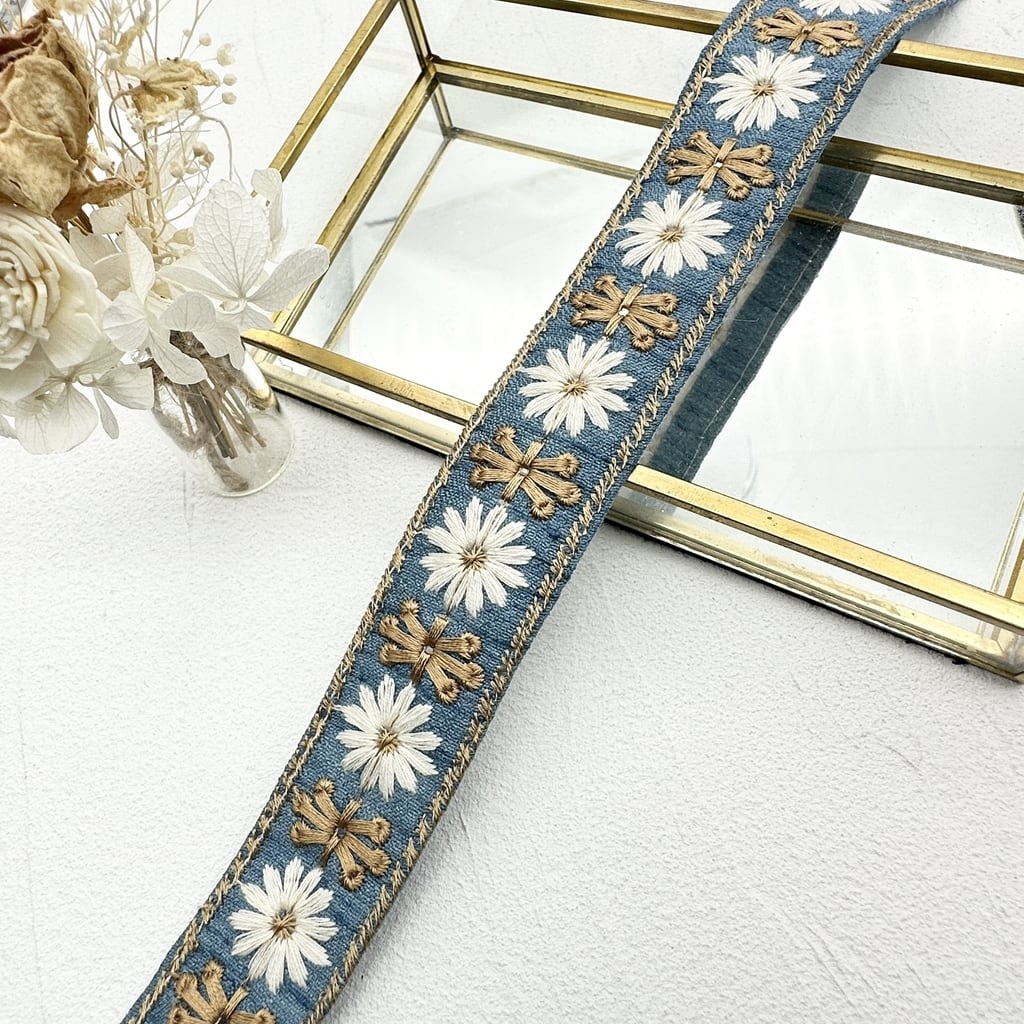 1ロール デイジークロス NEWタイプ [デニムブルー]インド刺繍リボン