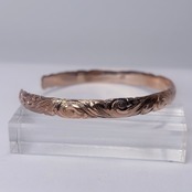Classic Hawaiian Bangle -Heritage / Pink Gold-