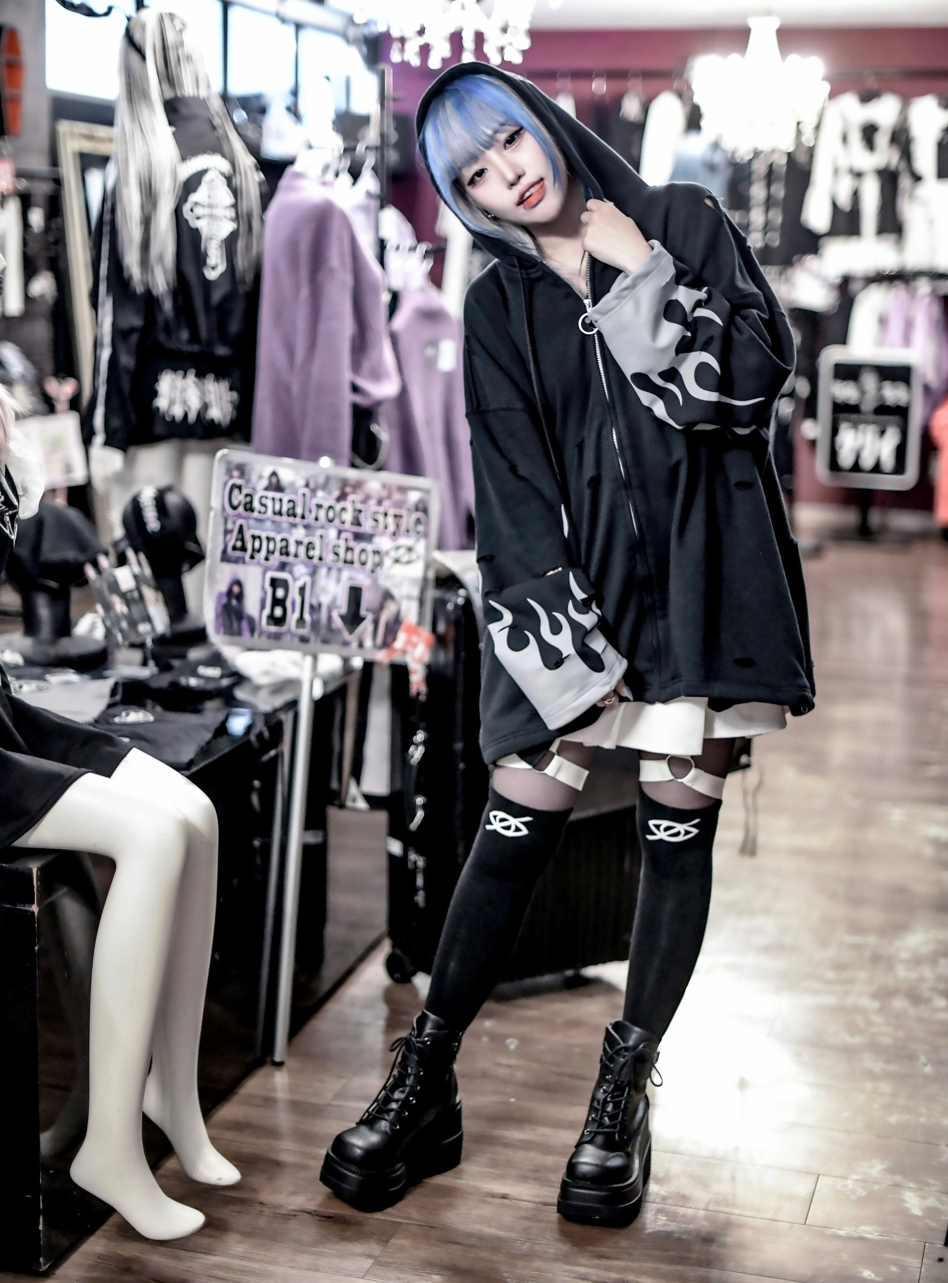 予約「火の輪 蹴威パーカー」 | KRY clothing