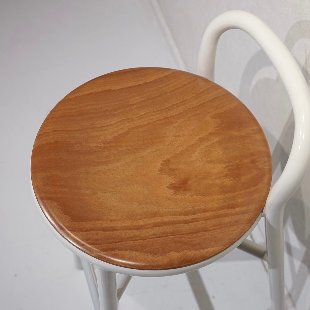 Magis マジス PIPE STOOL PLYWOOD パイプスツール プライウッド