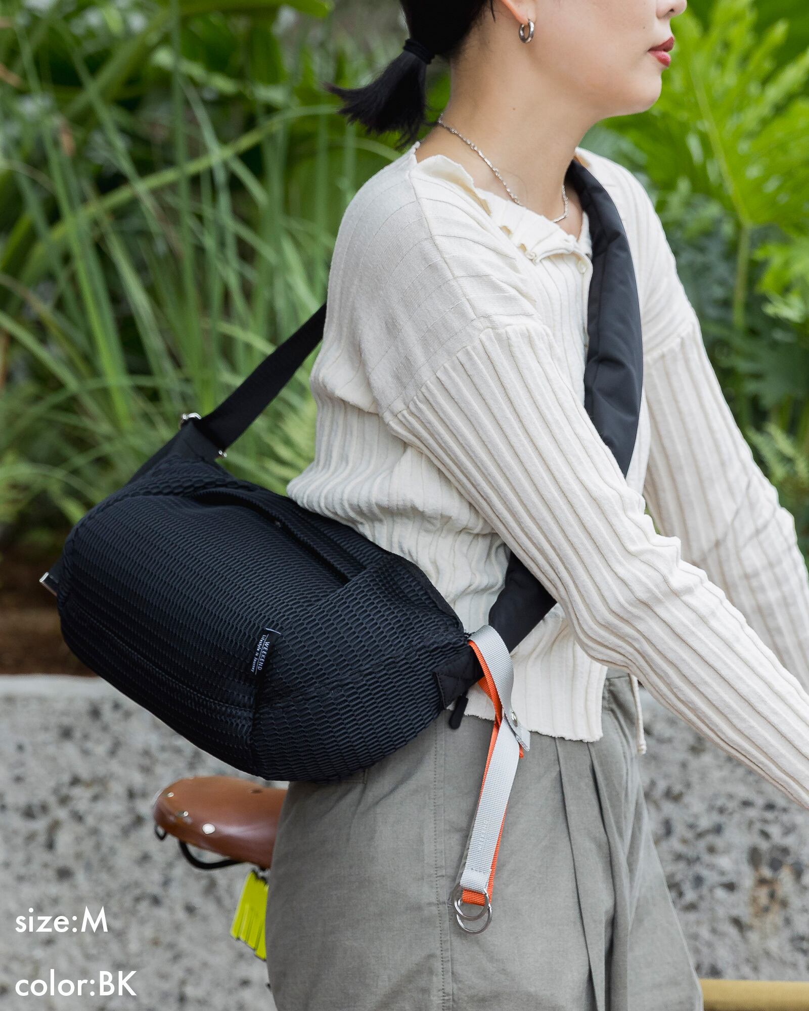 洗濯機で洗える Washable body bag M [edt-129] | EDITA．