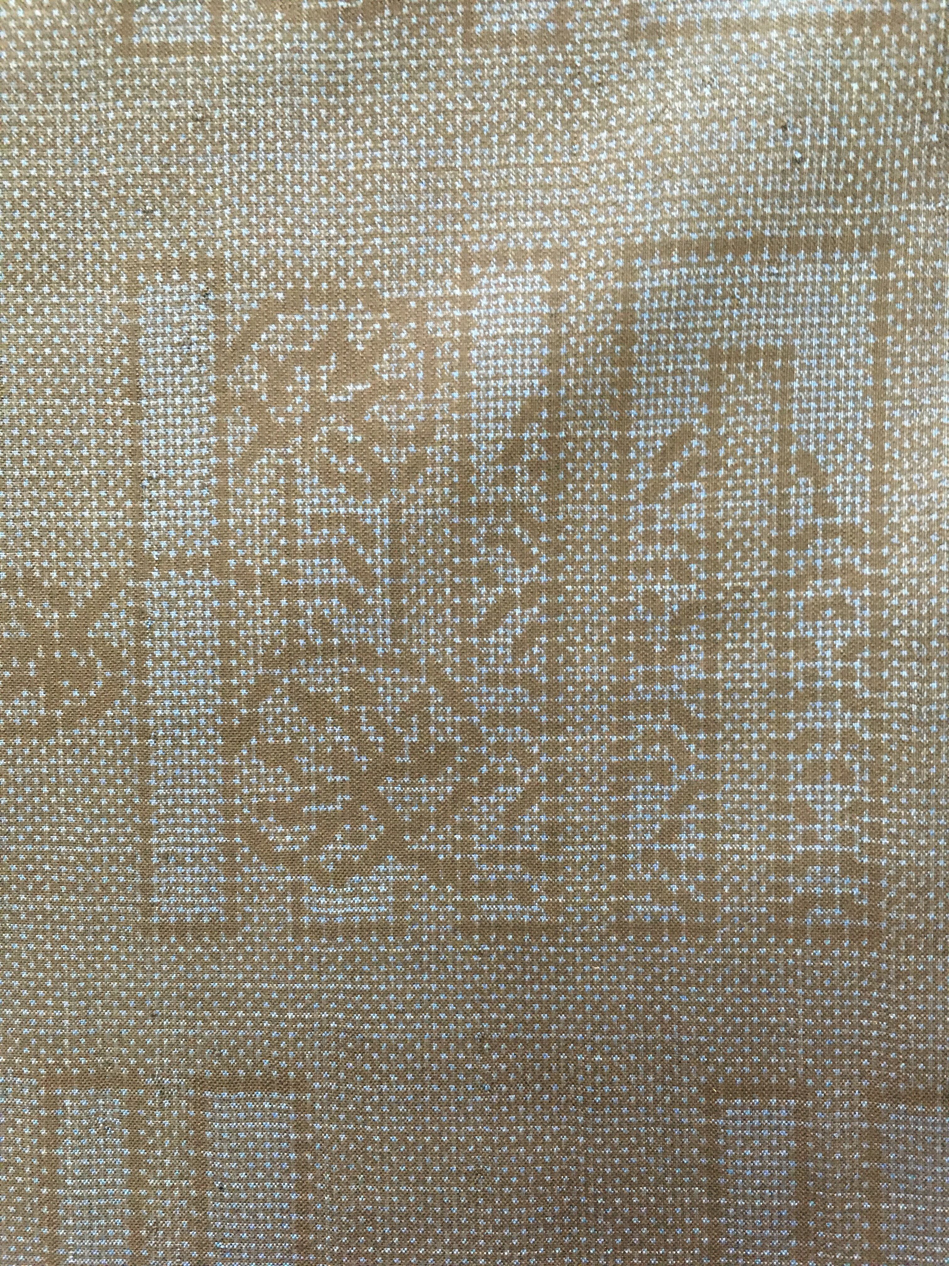 大島紬袷（黒紺地香の図に花）