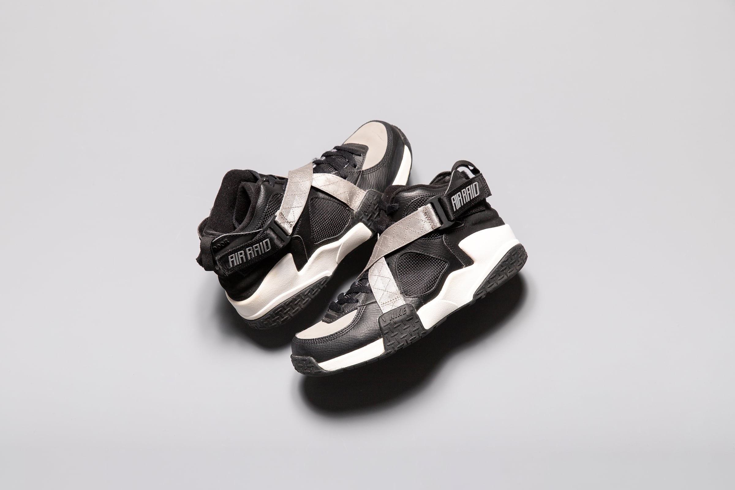 tim hardaway shoes air raid