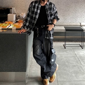 レトロブラックチェック柄シャツ　1247