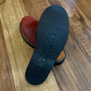 〈受注生産〉ヒンガーダール【HINGER DARL】プレーンサンダル