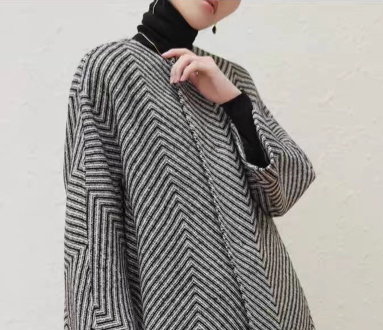 ストライプ柄 ベルト付き ミモレ丈 コート 00004・画像4