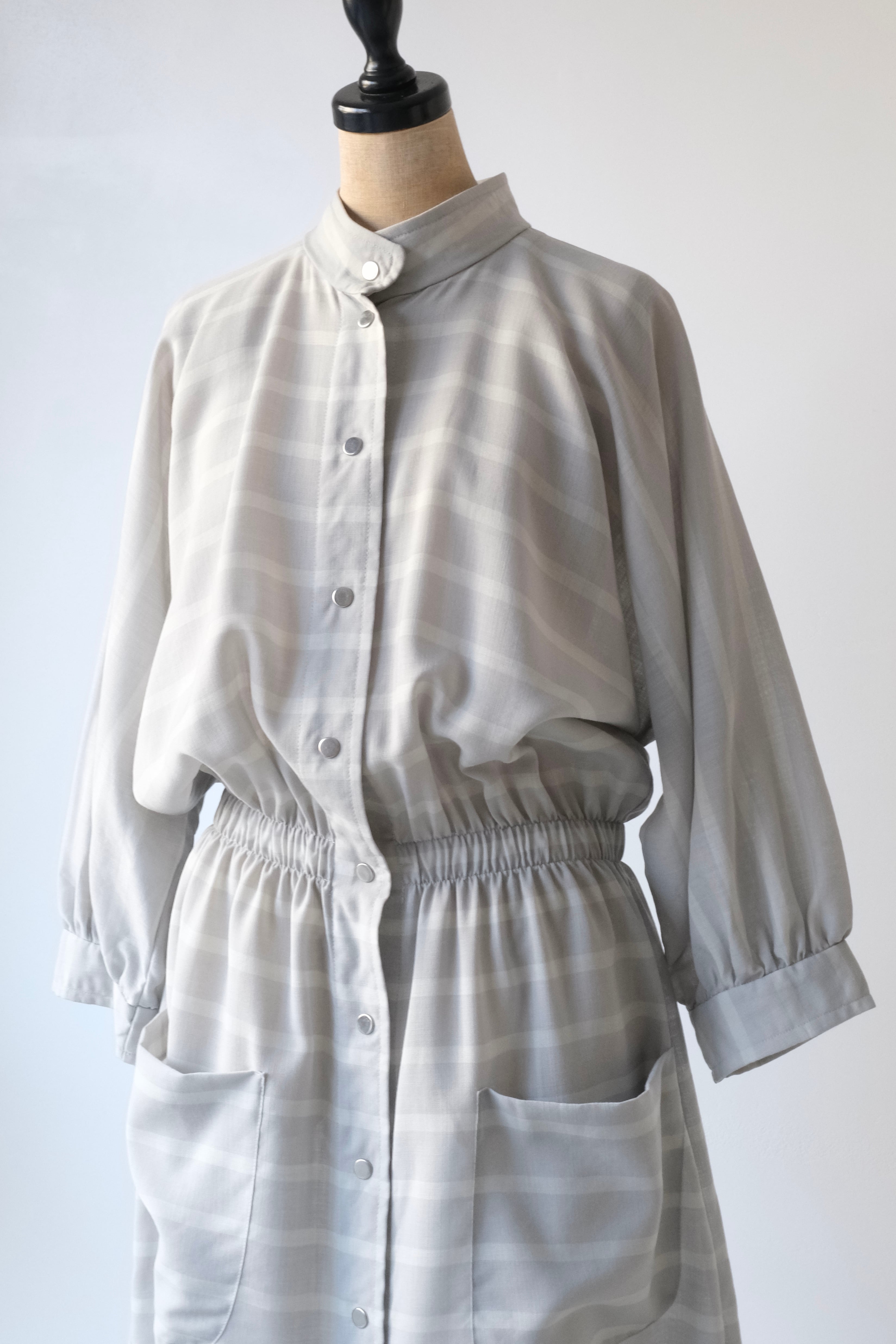【美品】Vuokko grey color palette dress Vuokko icy grey dolman dress | QUARTER PAST FIVE