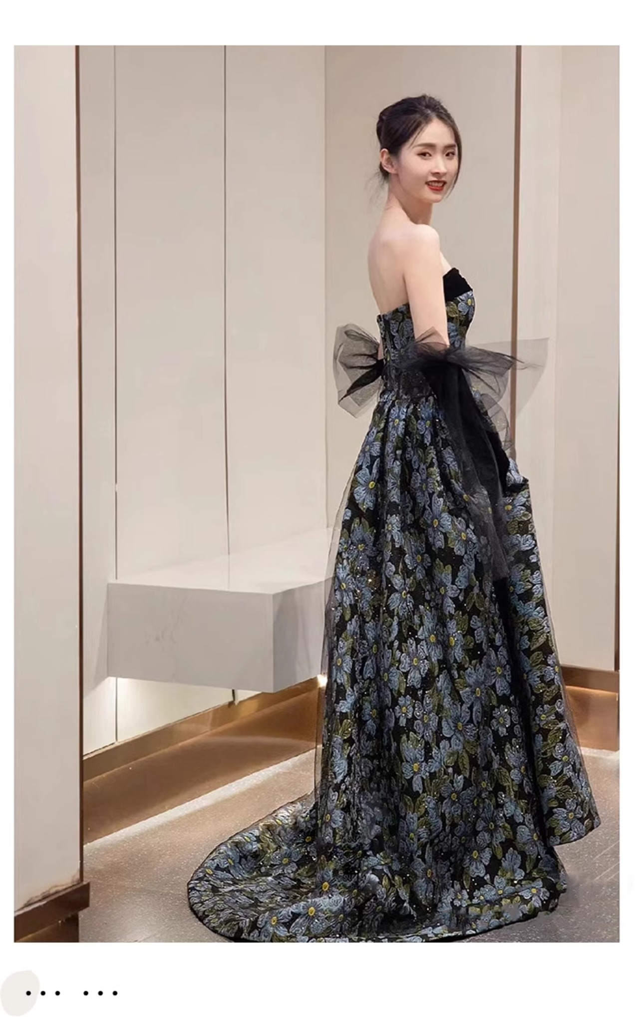 真っ白ハイウェストの美しいロングドレス （フラワー チューブトップ 
