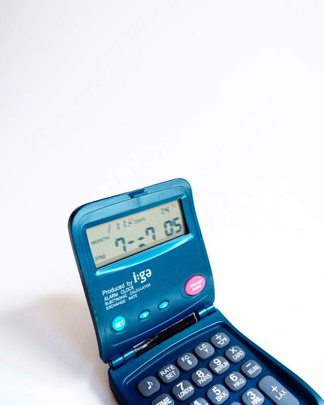 i:gə Foldable Multifunction Calculator