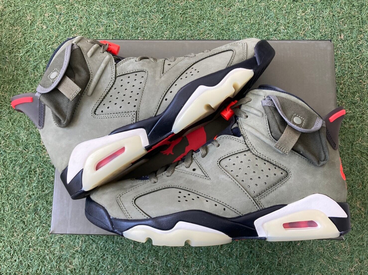 NIKE × TRAVIS SCOTT AIR JORDAN 6 RETRO SP MEDIUM OLIVE CN1084-200 