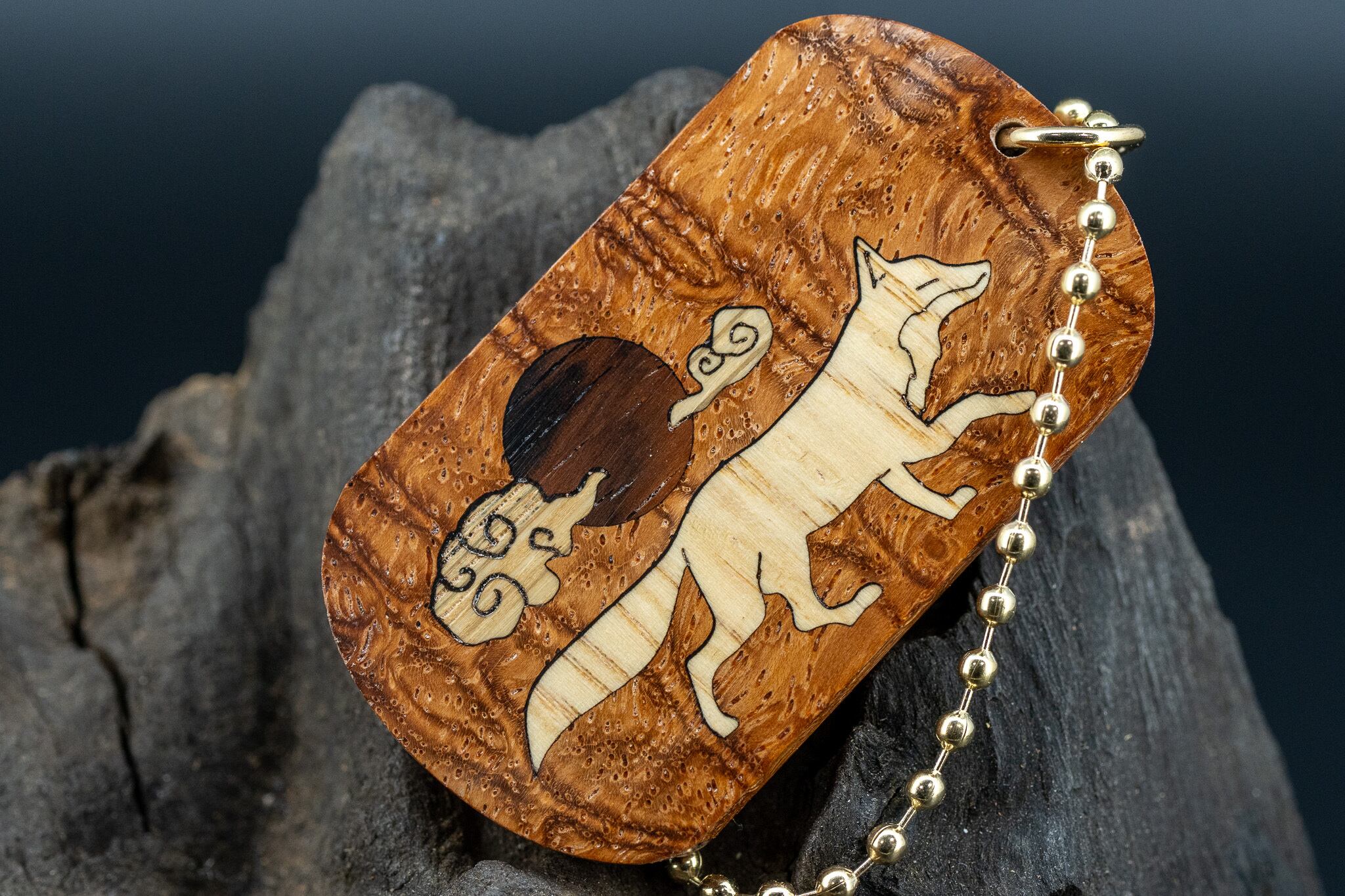 ※【杢の芸術】 アフゼリア キシレイ ドッグタグ 象嵌 十五夜きつね