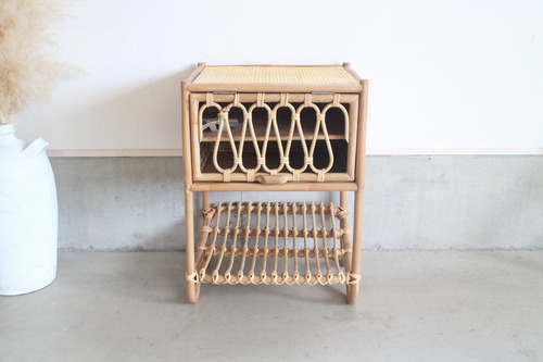 Rattanサイドキャビネット　JUGLAS