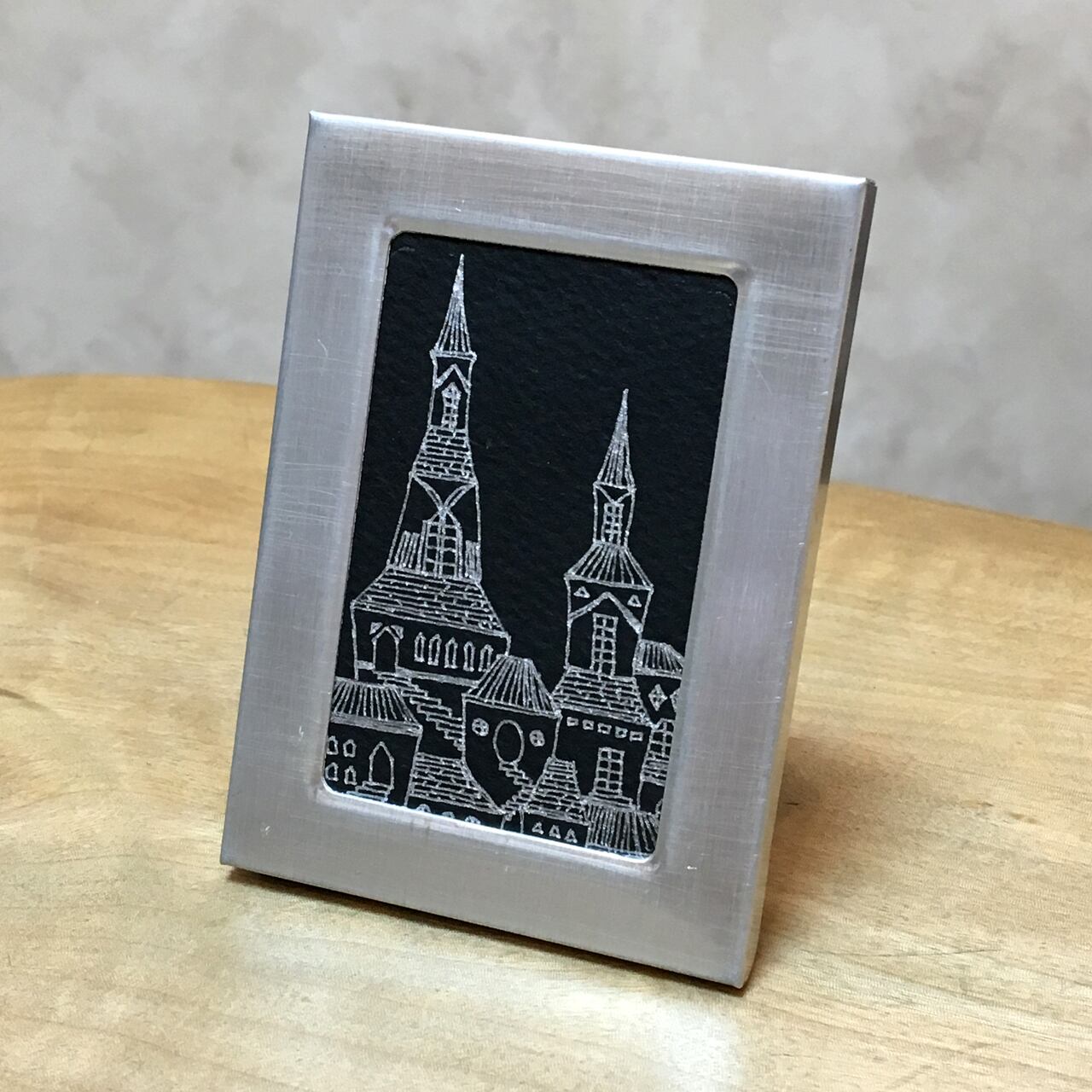 直筆ペン画 ミニ額縁『寝静まった街』 | Naoko Oshima