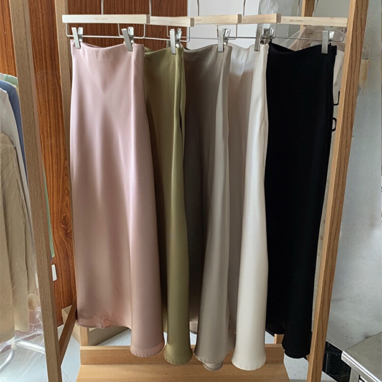 サテン フレア ロングスカート 10076