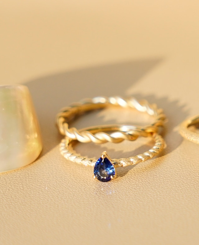 Blue Sapphirei（ブルーサファイヤ） K18 Ring