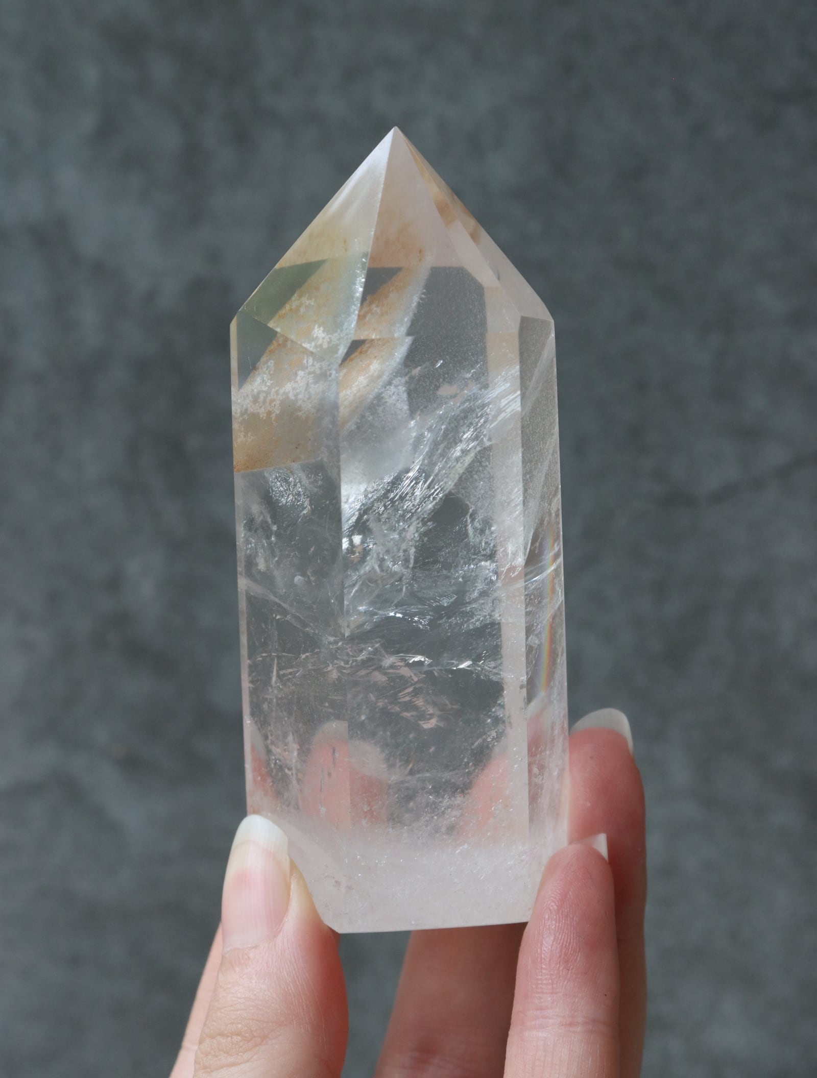 WHITE PHANTOM QUARTZ TOWER