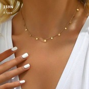 239N　タッセルネックレス