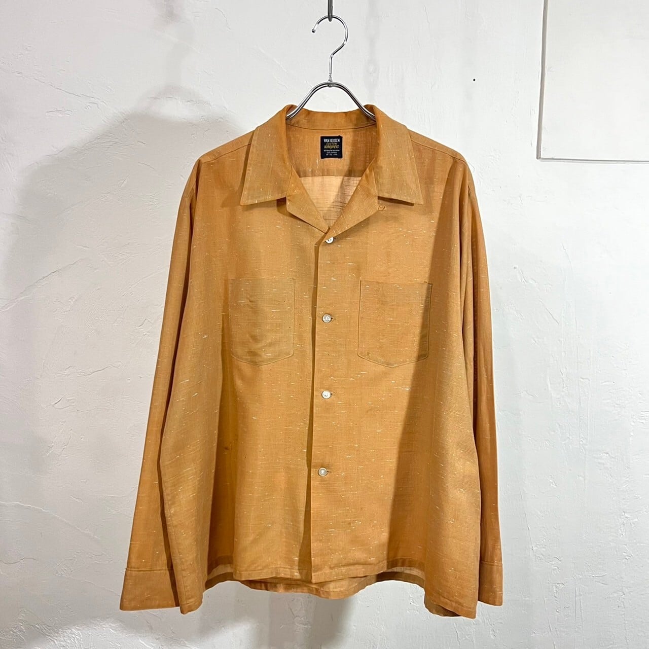 VAN HEUSEN 開襟長袖シャツ　70s USA製　ボックスシルエット　古着 70s VAN HEUSEN 