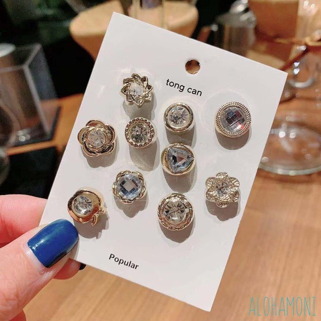 ALOHAMONI (アロハモニ) ブローチ タックピン 10個 セット ピンブローチ ピンバッジ ラペルピン ネクタイピン タイタック ハットピン ボタン 縫製不要 レディース メンズ キッズ ユニセックス (ラインストーン)