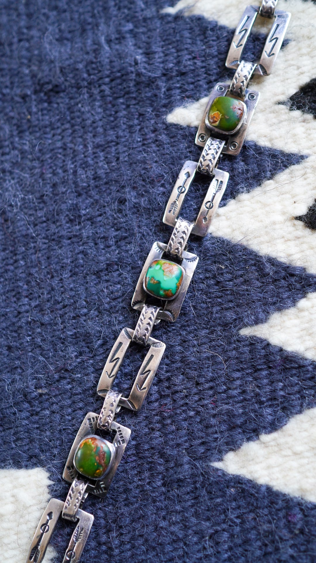 1940s】ナバホ ターコイズ & アロー & ライトニング ブレスレット