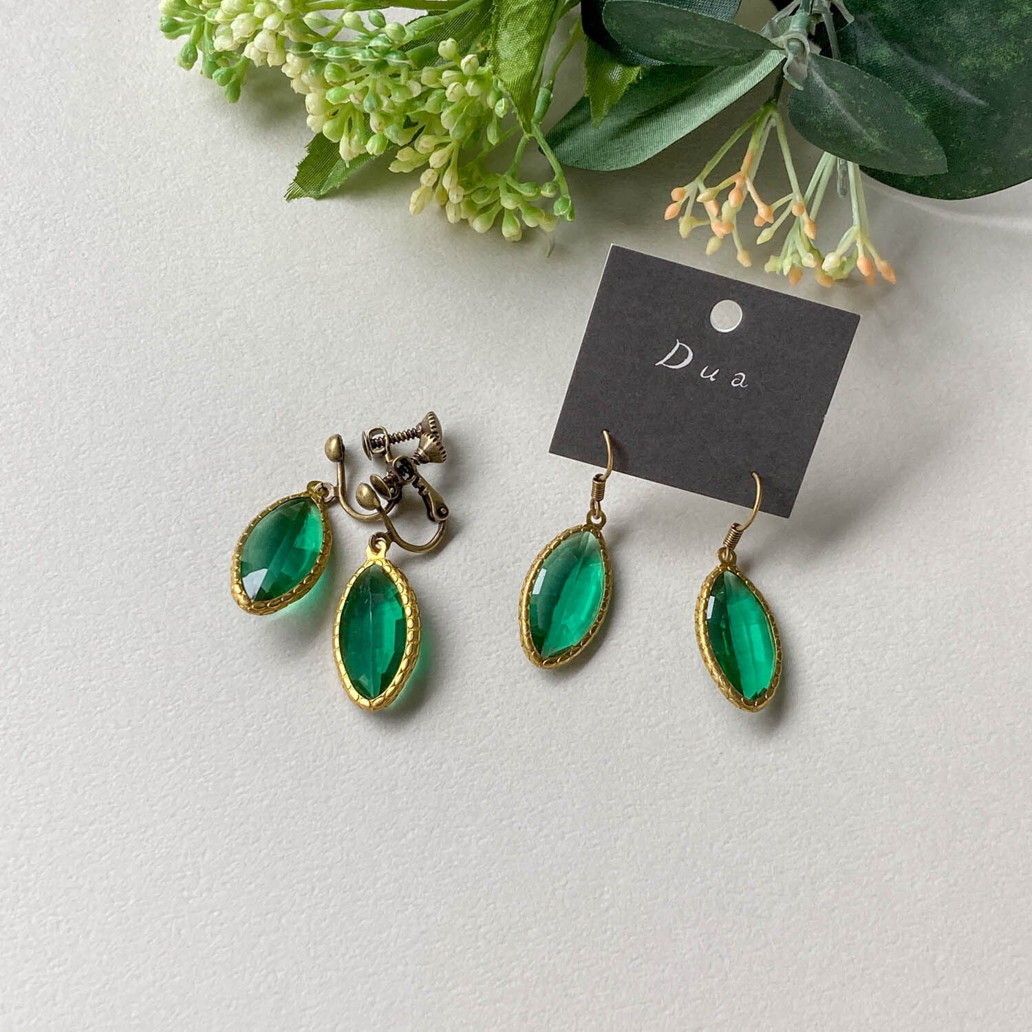 【売り切れ】透き通る紫と緑のイヤリング 売り切れ】透き通る紫と緑のイヤリング