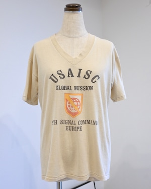 V-NECK TEE
