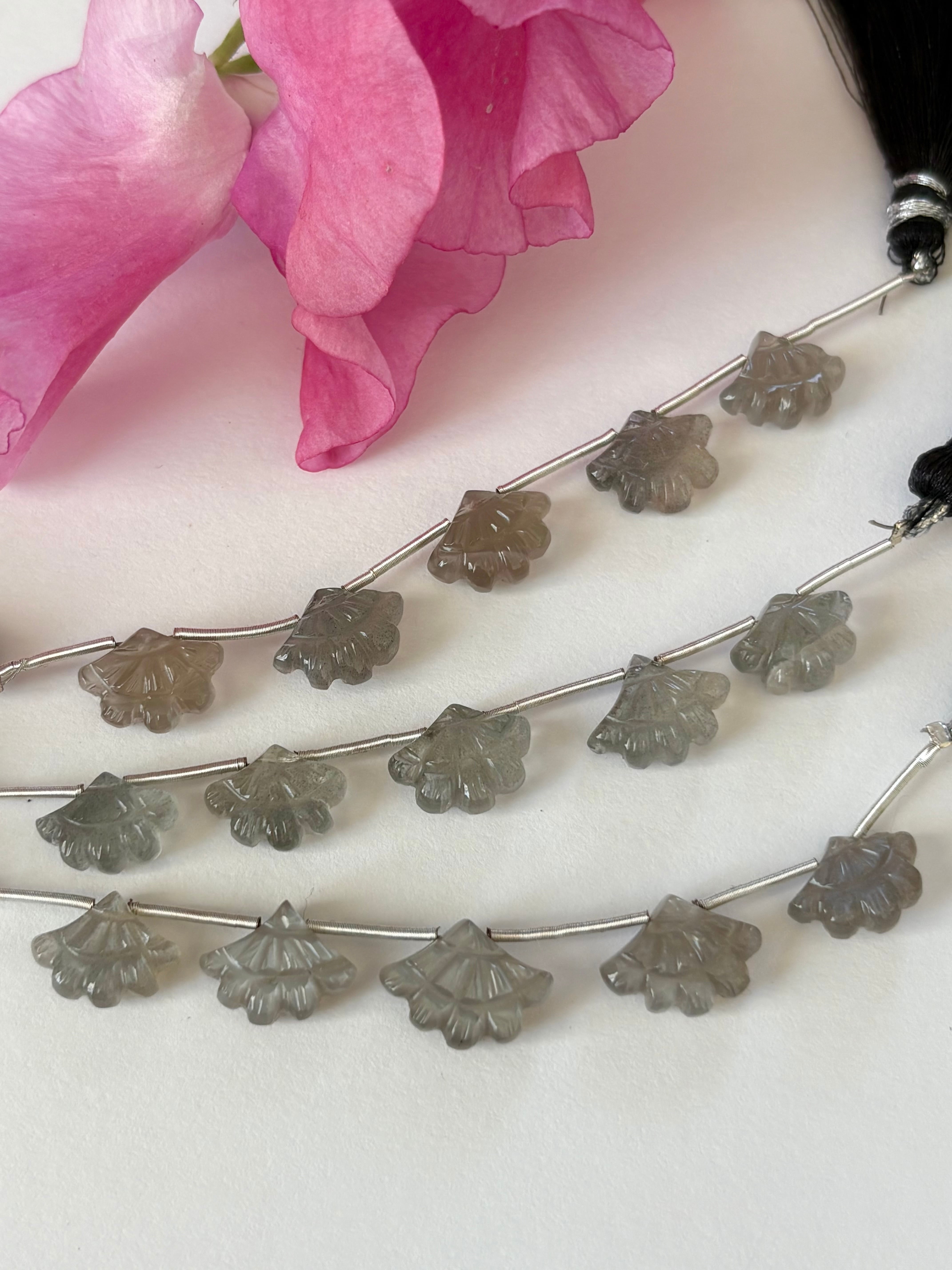 Gray Moonstone Carved Tree / グレームーンストーン