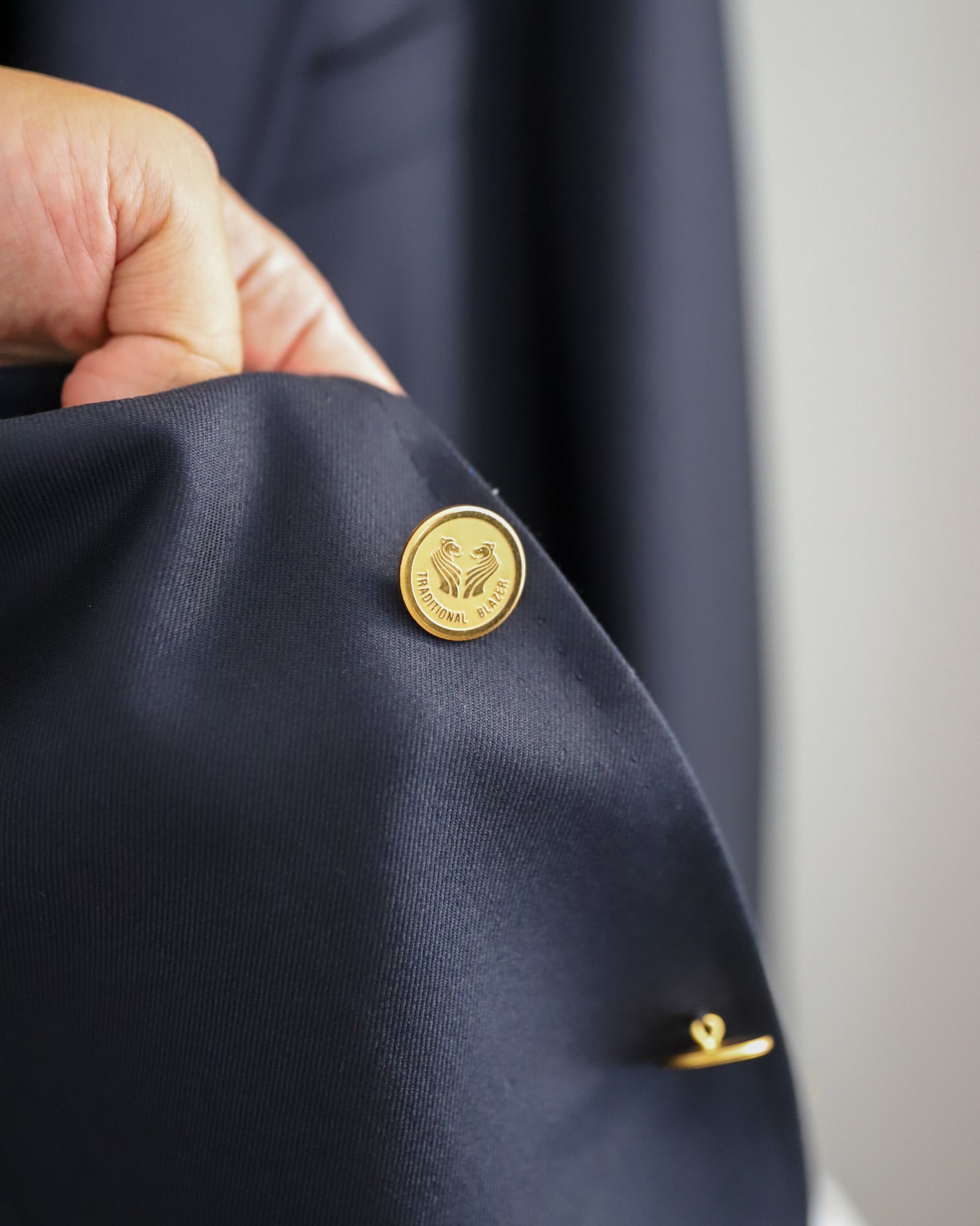 新品】MINTENS made in Italy DRAPERS special wool Fabric Navy