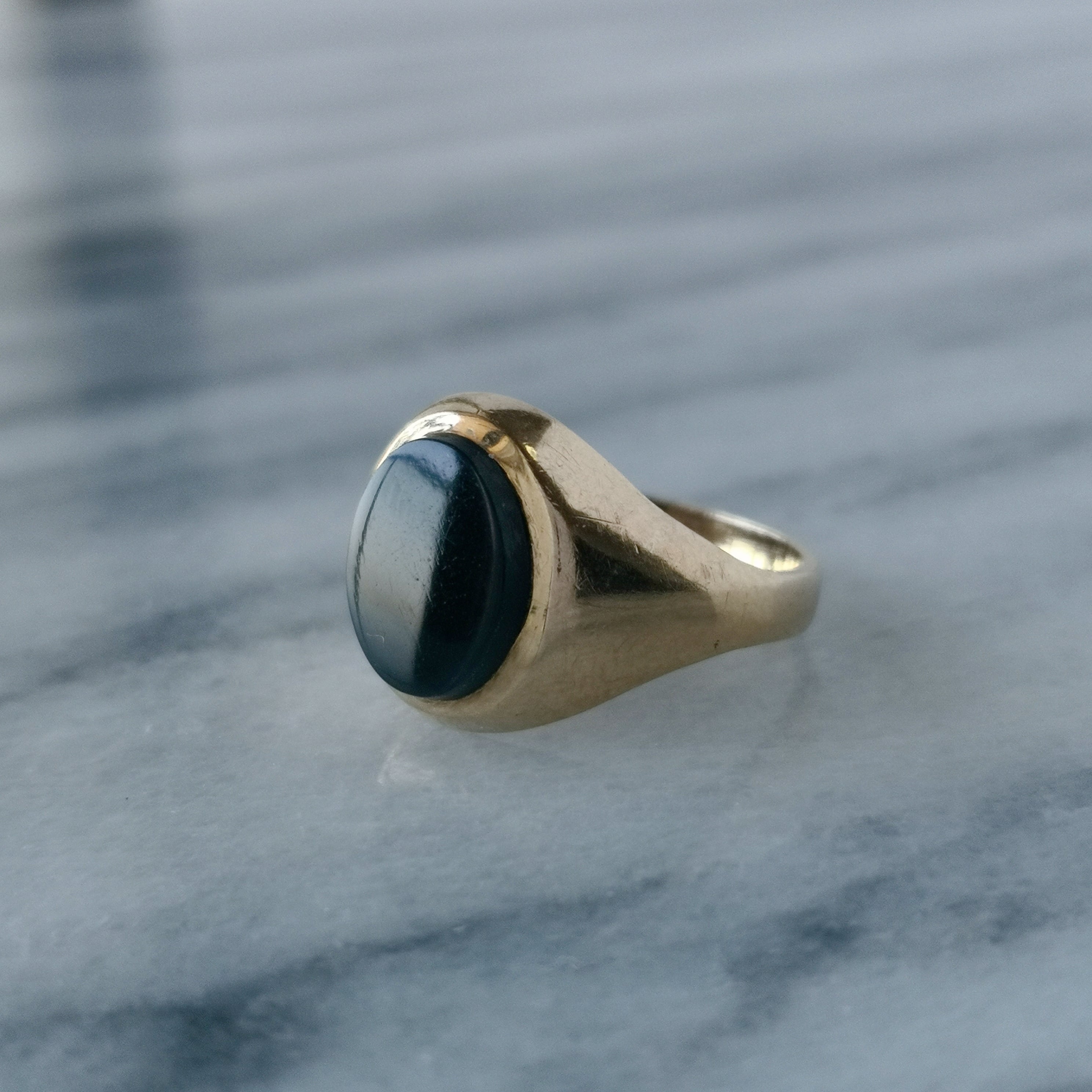 9k オニキス ヴィンテージ アンティーク ゴールドシグネットリング