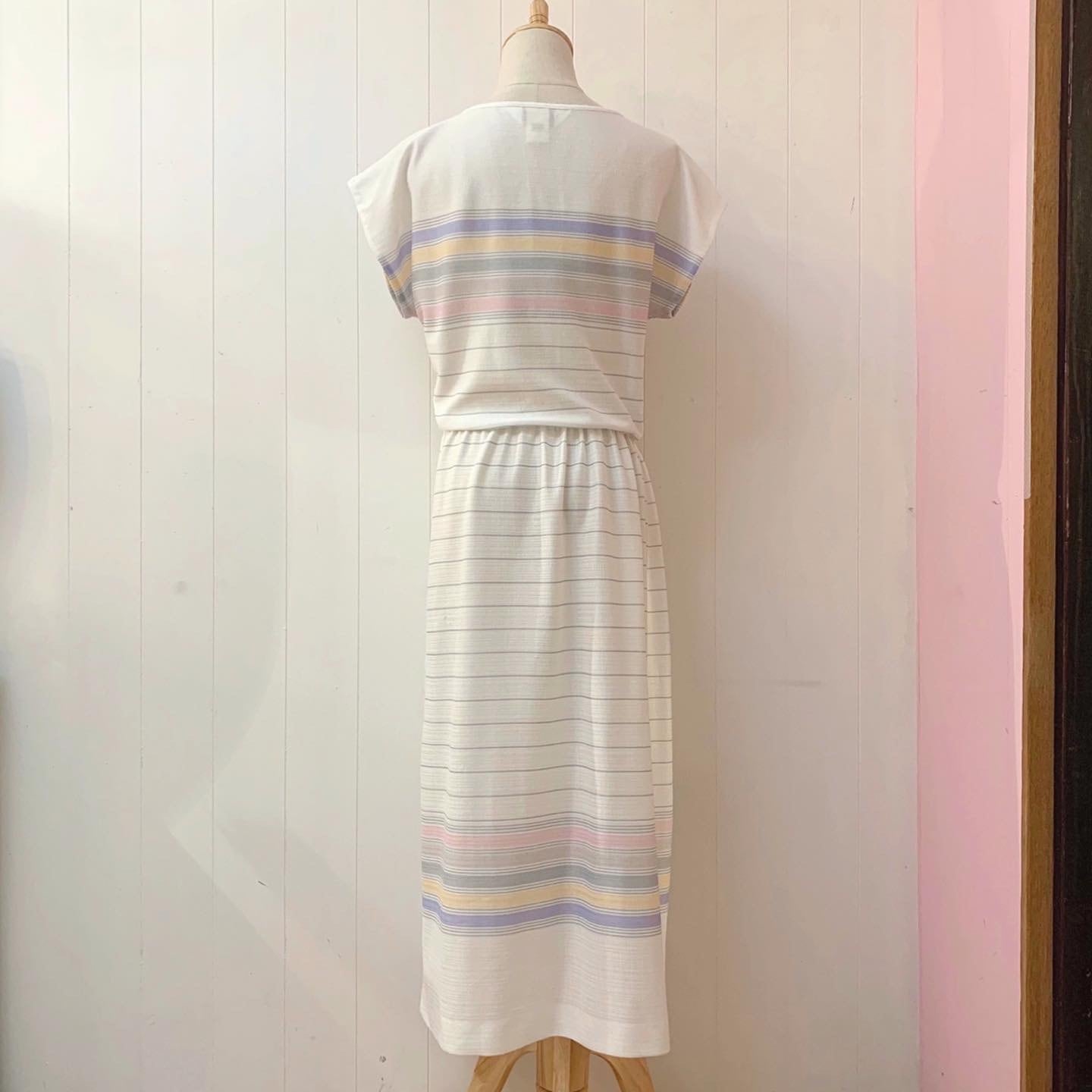 sherbet border french sleeve one-piece