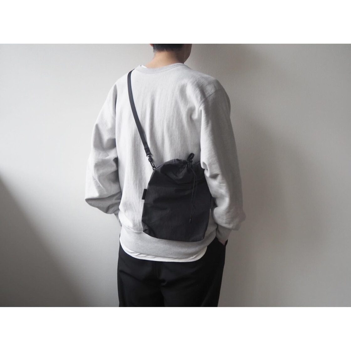 SLOW(スロウ) Span Nylon Draw String Shoulder Bag S | PAY ID