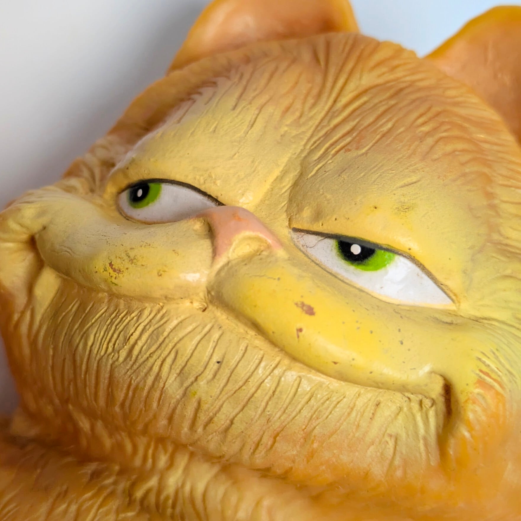 ☆ VINTAGE JUNK 2004 ☆【 Garfield  ( ガーフィールド ) 】Garfield The Movie / ガーフィールド ソフビフィギュア / ドリンクボトル蓋 〚アメリカン雑貨 アメトイ〛