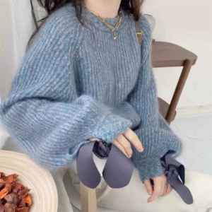 【送料無料】 セーター 2色 ロング丈 大きい ゆったり ゆる ぽっちゃり 長袖 Uネック Aライン フレア プルオーバー ニット 厚手生地 無地 かわいい 大人可愛い 大人女子 こなれ感 シンプル カジュアル 大人 上品 おしゃれ お洒落 ラフ コンサバ フェミニン ガーリー シック デート お出かけ お茶会 女子会 休日 授業参観 トップス 冬 20代 30代 40代 女性用 レディース ママ リボン 着回し プチプライス カラバリ デイリーユース 普段使い ファッション あったか 着痩せ 垢抜け