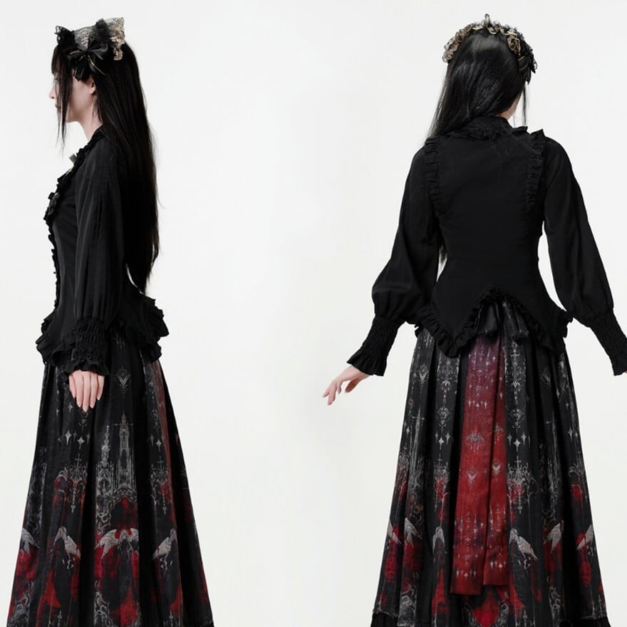 闇の大聖堂で祈りを捧げる。教会×十字架×薔薇が織りなす聖なるゴシック