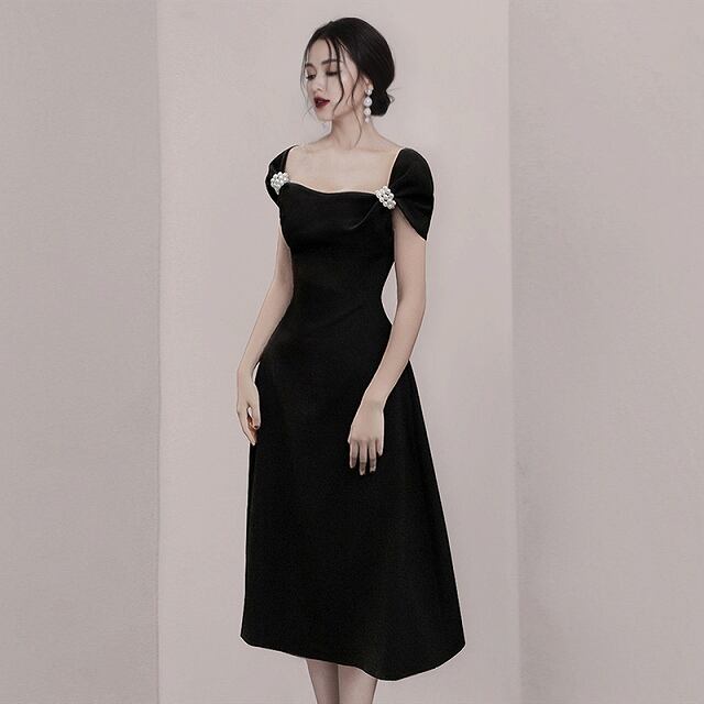 パーティードレス 10代 代 30代40代 ワンピース おしゃれ フォーマル ミモレ丈 長袖 上品 Aライン ブラック 大人 きれいめ 結婚式 二次会 ワンピの里
